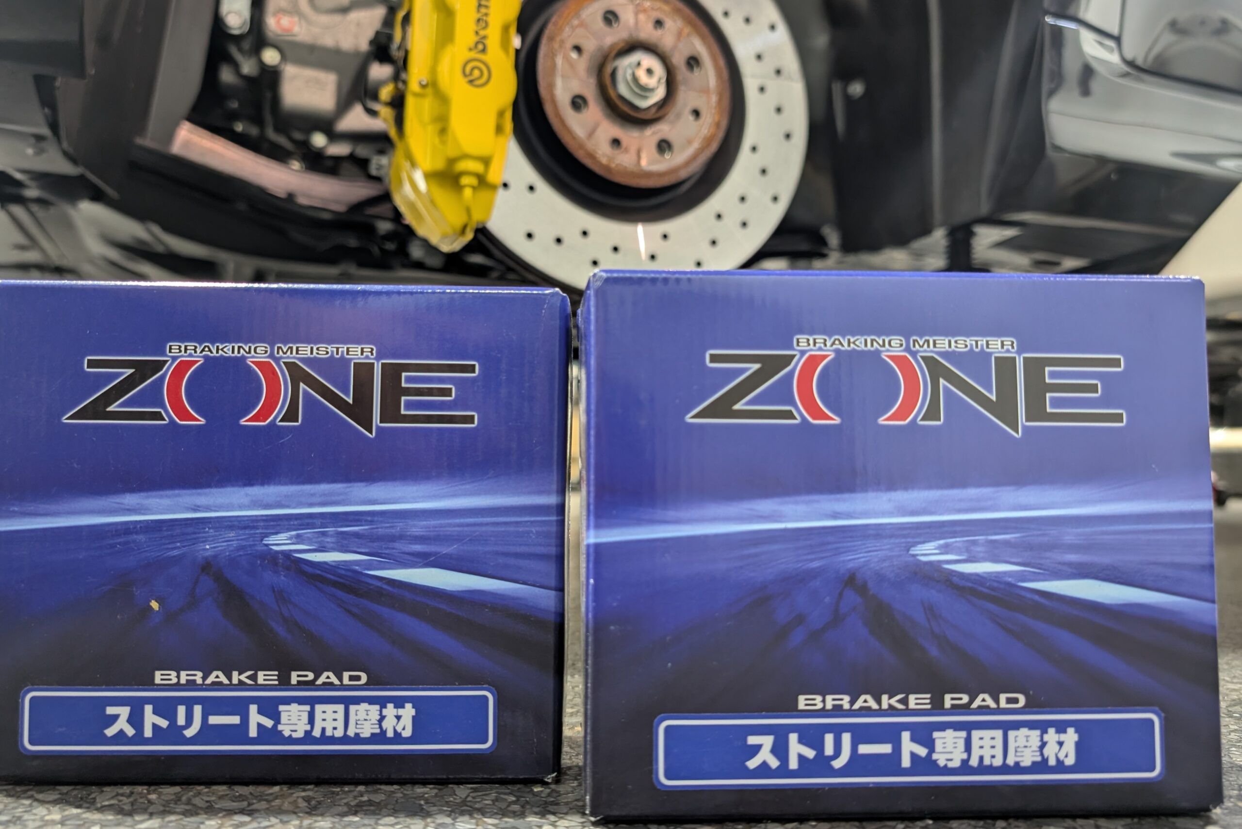 ABARTH695にZONEブレーキパッド
