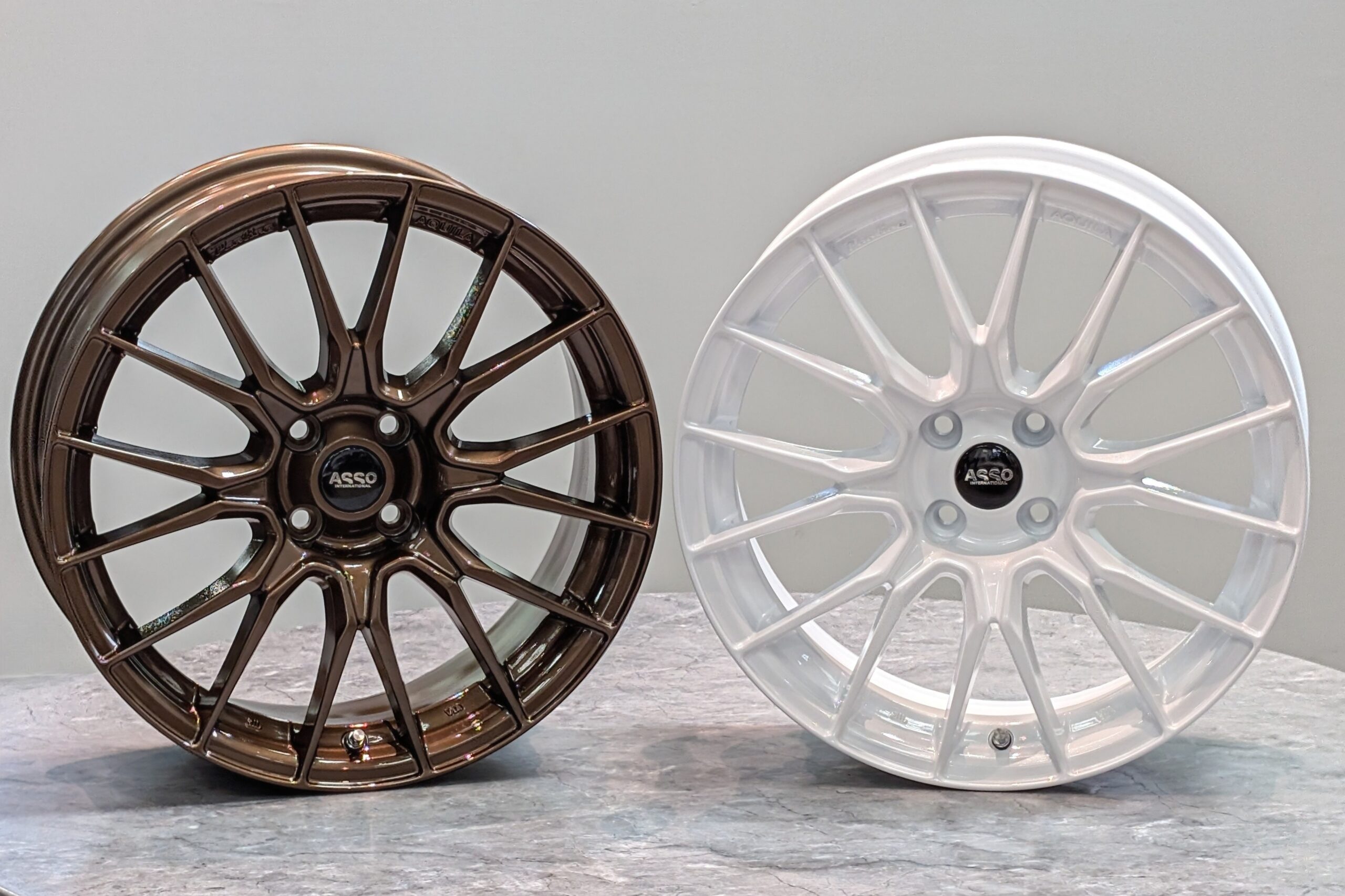 2つのAPITオリジナルカラーfor ABARTH