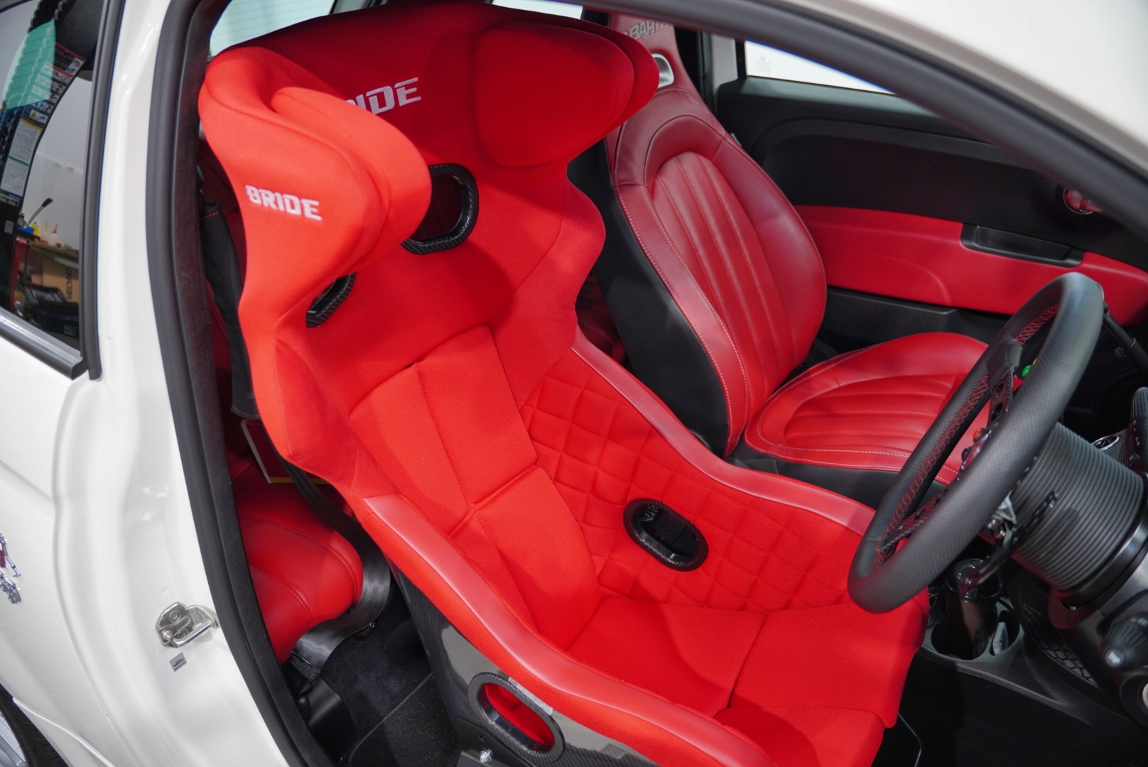 ABARTH595×BRIDE XERO RS PLUS
