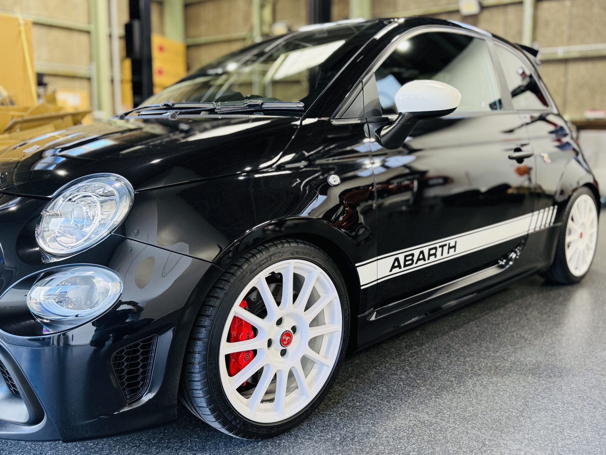 ABARTH695 BLITZ DAMPER ZZ-R取付け