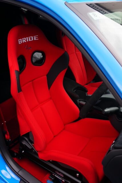 CIVIC TYPE R FL5にBRIDEシート取付け
