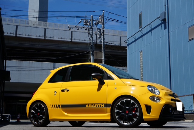 ABARTH595で車高調取付け