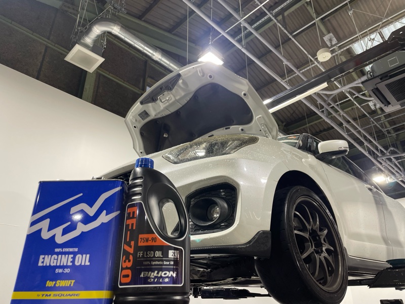 ZC33Sスイフトスポーツ オイルメンテナンスとワイドドアミラー