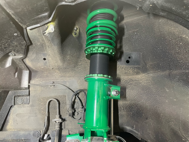 ZC32Sスイフトスポーツ TEIN MONO RACING