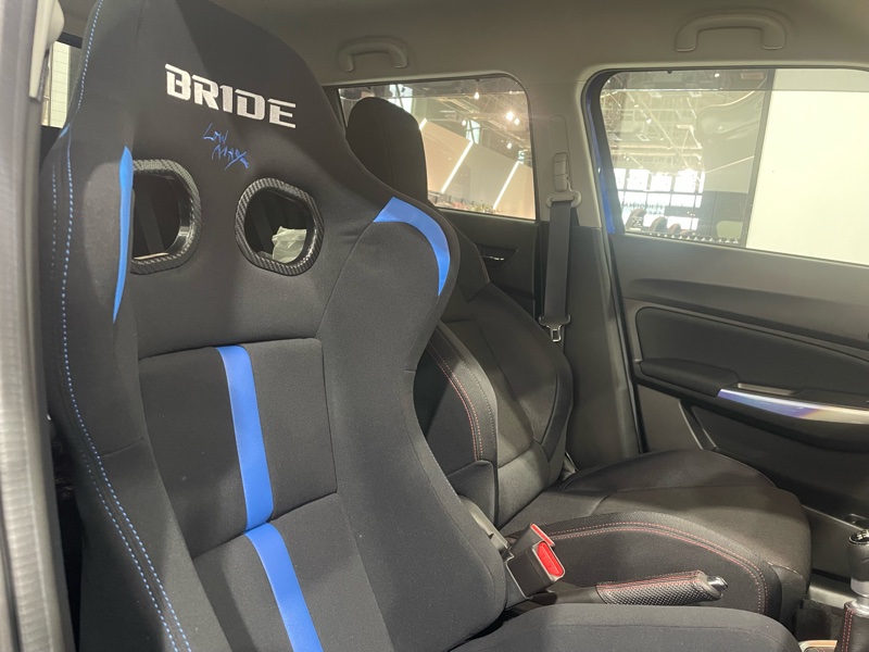 ZC33Sスイフトスポーツ BRIDE GIASⅢ REIMS
